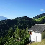 Herzli-chalet Ueber Dem Rheintal Mit Schlossblick シャレー Werdenberg