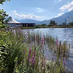 Herzli-chalet Ueber Dem Rheintal Mit Schlossblick * Werdenberg