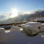 Herzli-chalet Ueber Dem Rheintal Mit Schlossblick シャレー Werdenberg