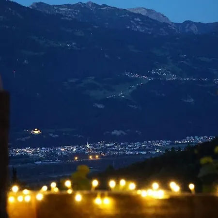 Chalet Herzli-chalet Ueber Dem Rheintal Mit Schlossblick *